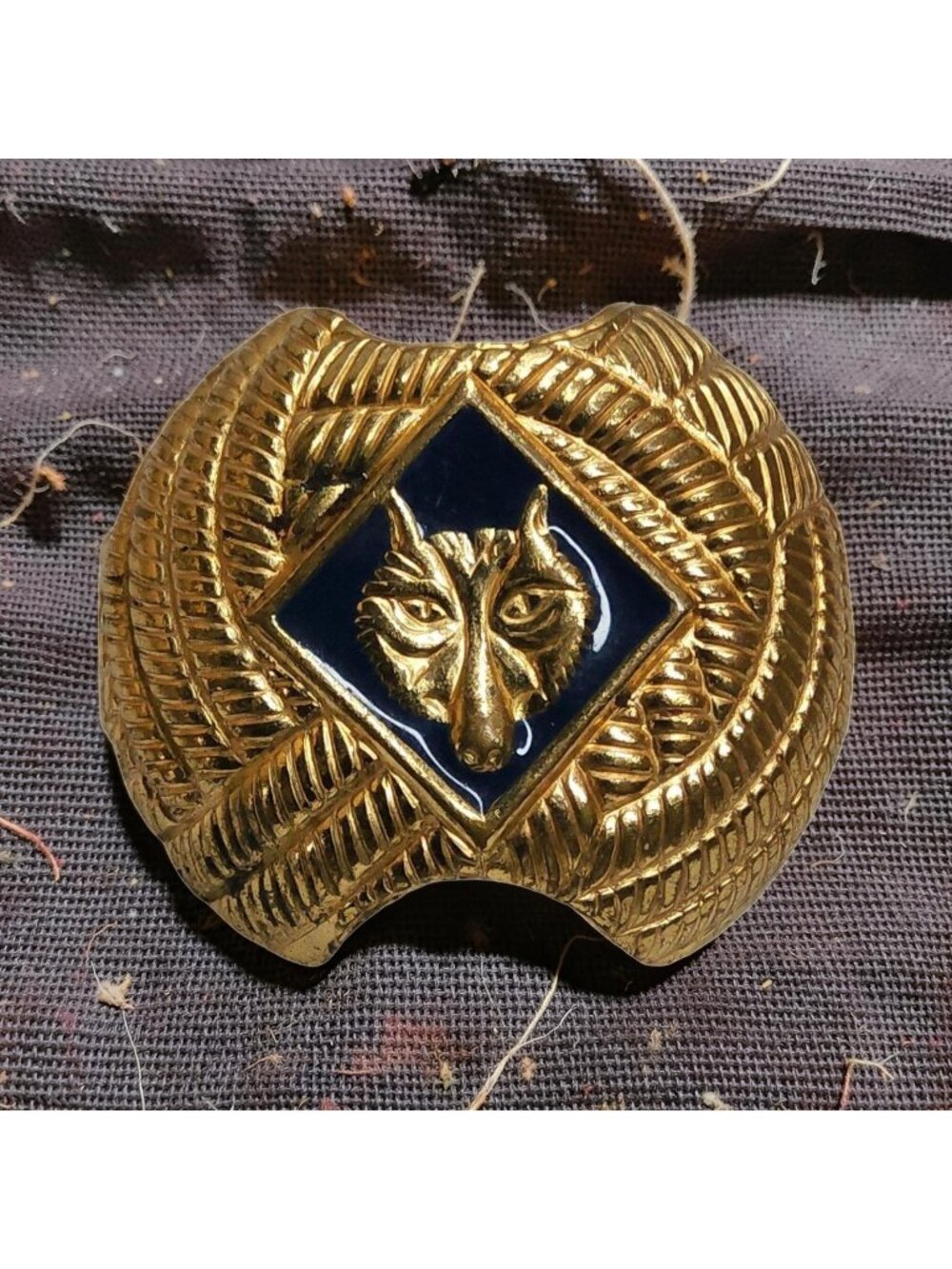 Vintage Boys Cub Scouts Wolf Gold Tone,Blue Neckerchief slide.